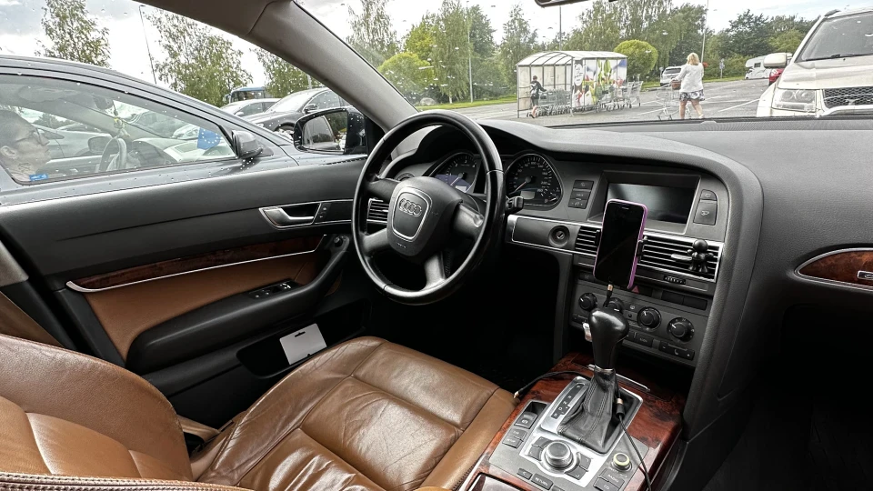 Audi A6 2
