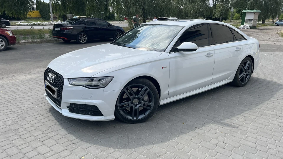 Audi A6