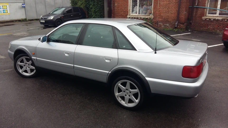 Audi A6 4
