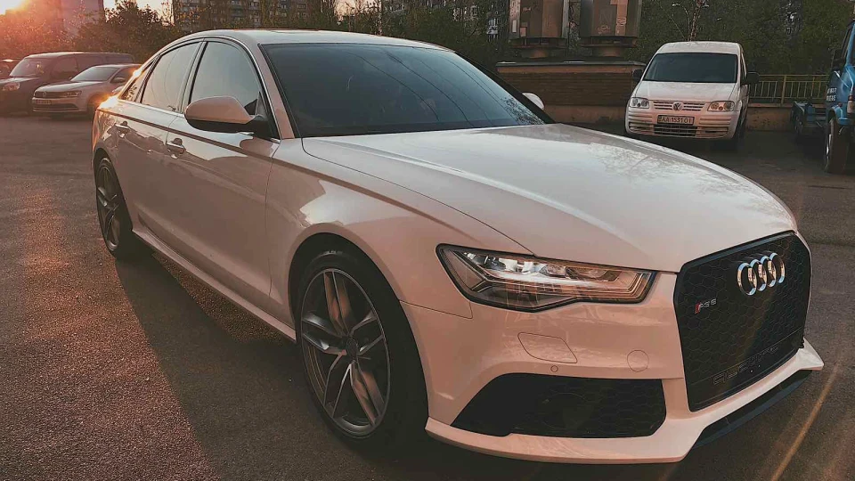 Audi A6