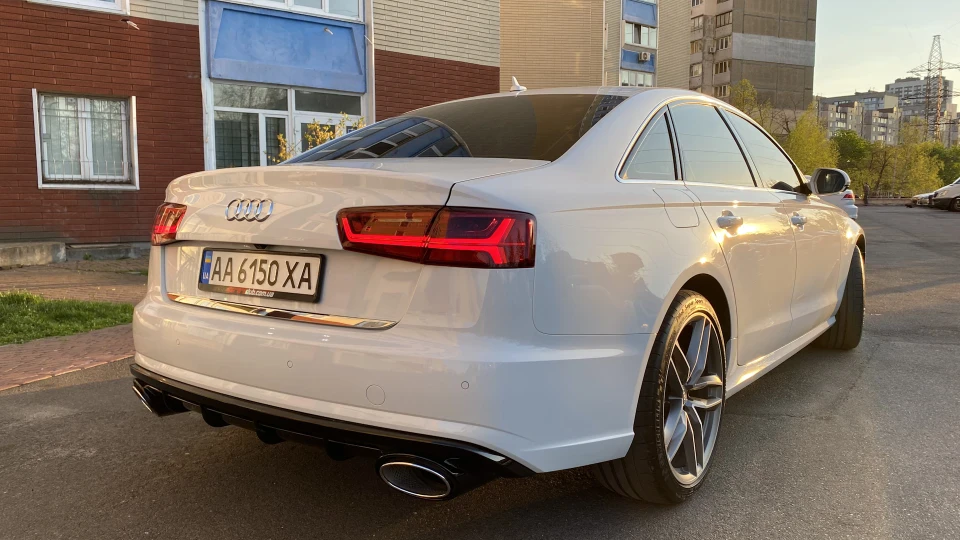 Audi A6 2