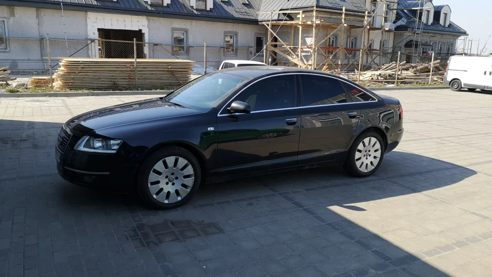 Audi A6 4