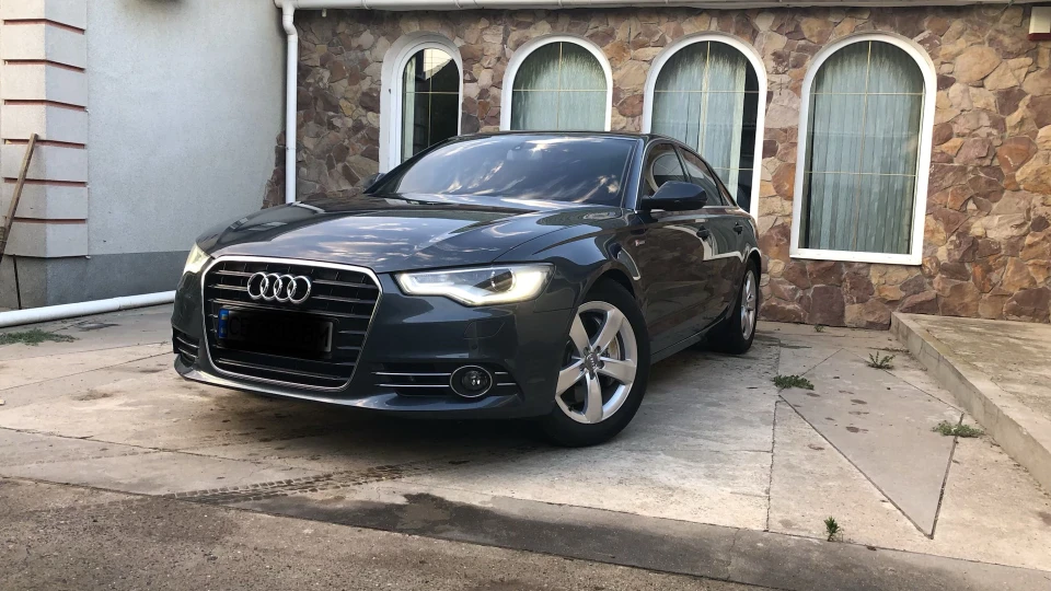Audi A6 2