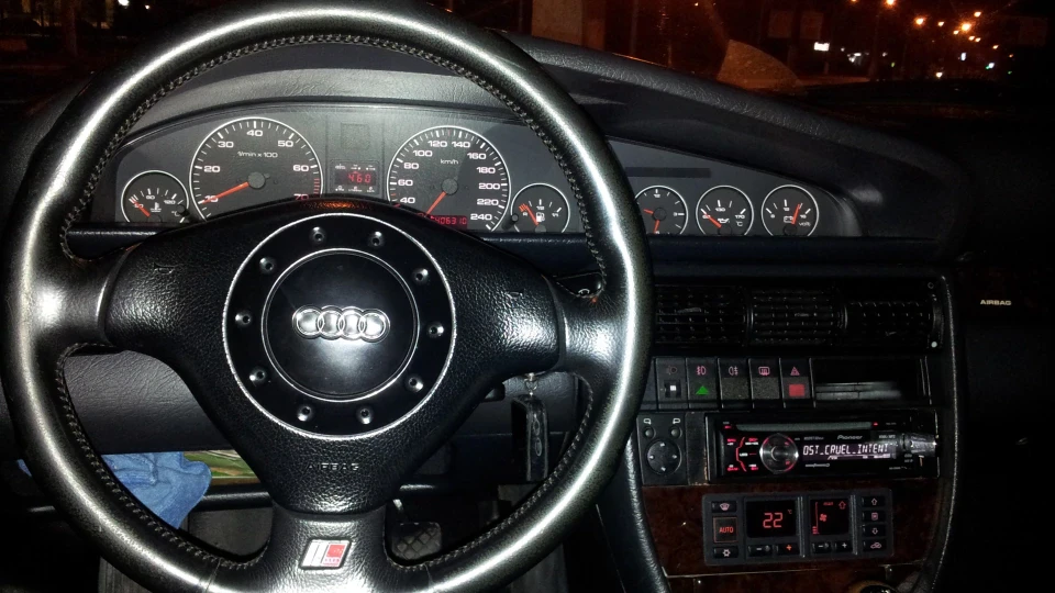 Audi A6 1.8 AVANT 3
