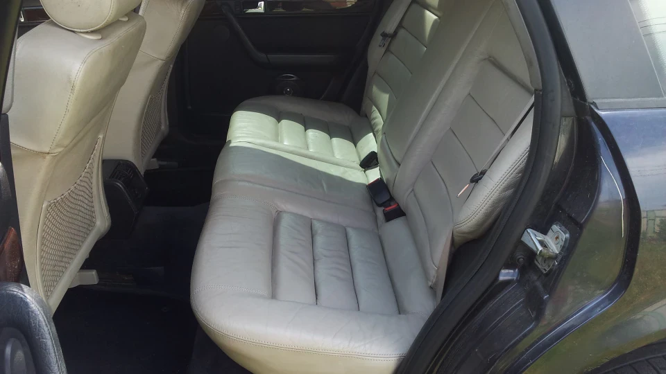 Audi A6 1.8 AVANT 4