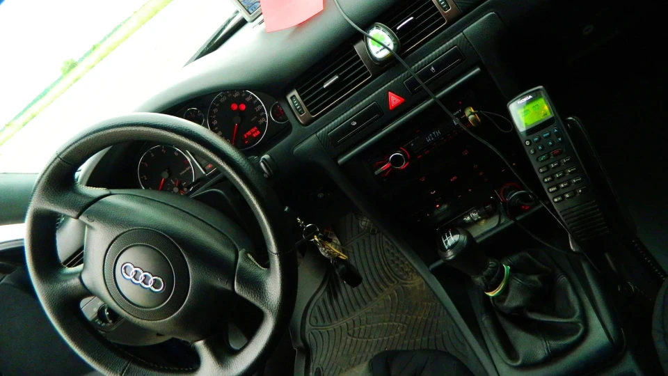 Audi A6 1.8TurbO 4