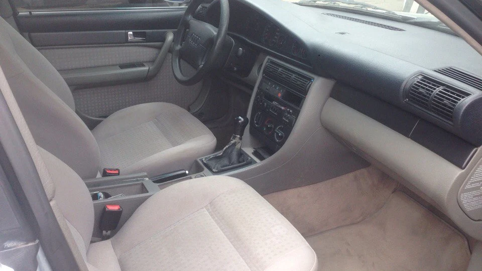 Audi A6 2,0 Корабель 3