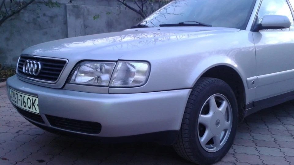 Audi A6 2.0літра16 клапанів 5