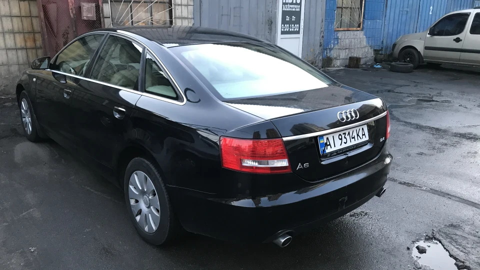 Audi A6 2.4 BDW Multitronic 4