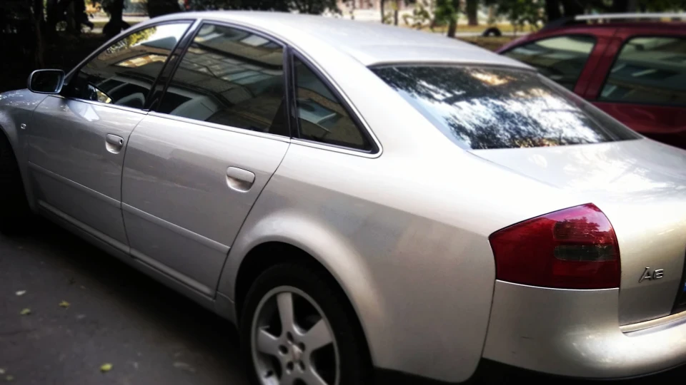 Audi A6 2,4 бензин