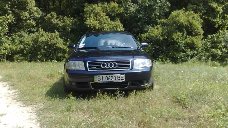 Audi A6 2.4 quattro 2
