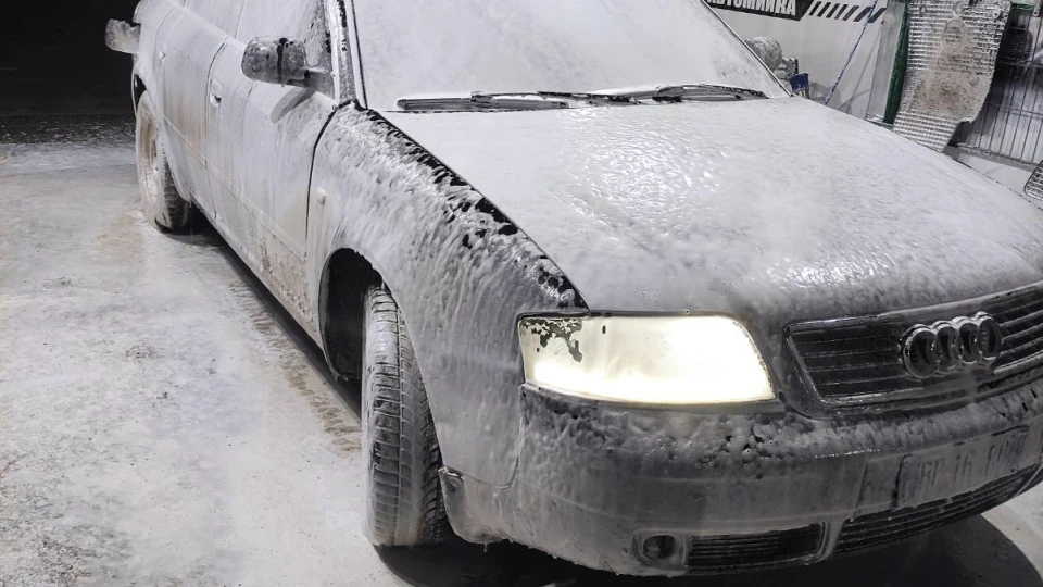Audi A6 2.5 AKN