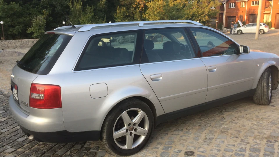 Audi A6 2.5 AllRoad 4