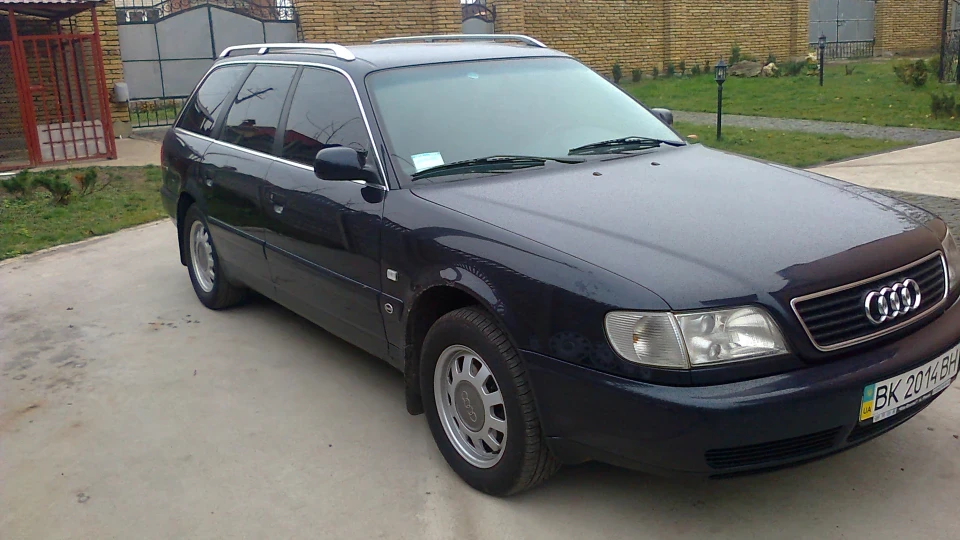 Audi A6 2.5 TDI AVANT A/T 2