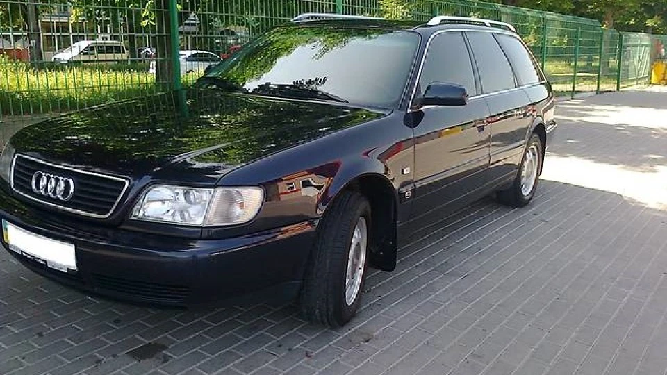Audi A6 2.5 TDI AVANT A/T 4