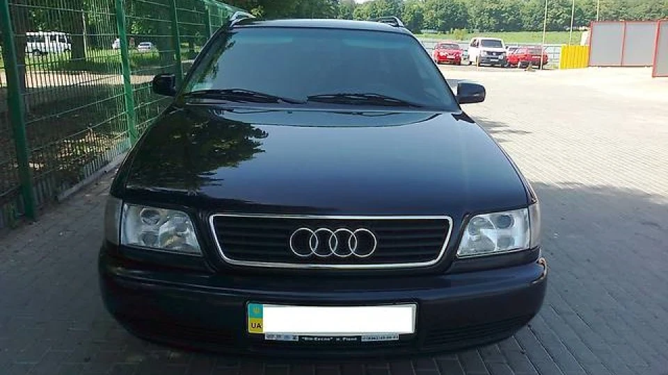 Audi A6 2.5 TDI AVANT A/T 5