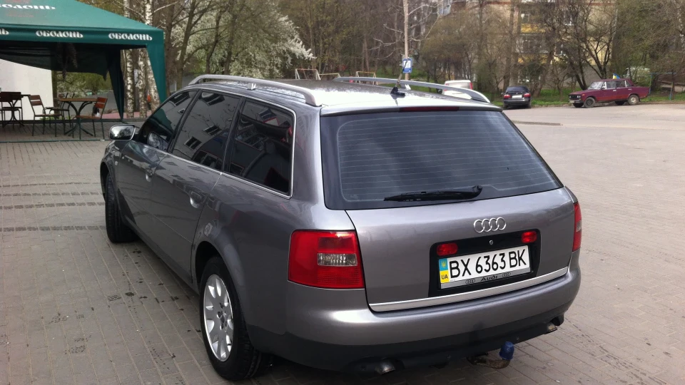 Audi A6 2.5 TDI QUATTRO 5