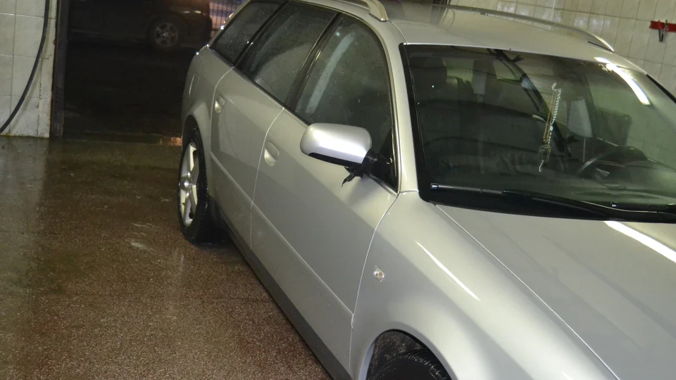 Audi A6 2.5 тді quattro 5