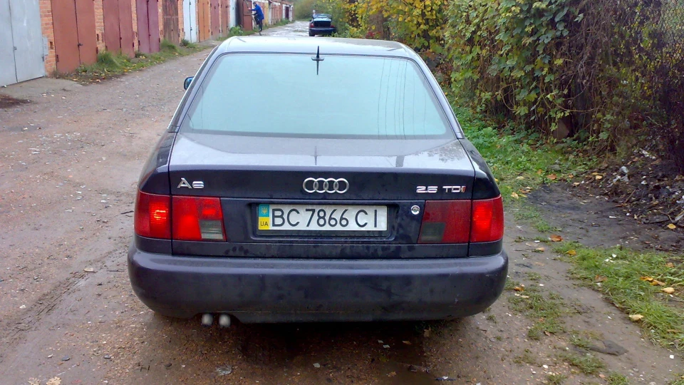 Audi A6 2.5 TDI quattro 3