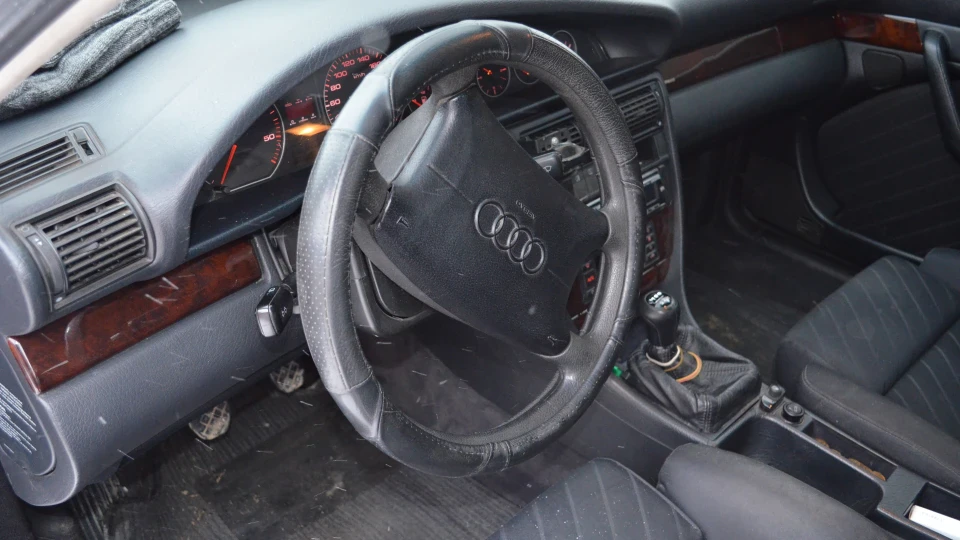 Audi A6 2.5 TDI 4