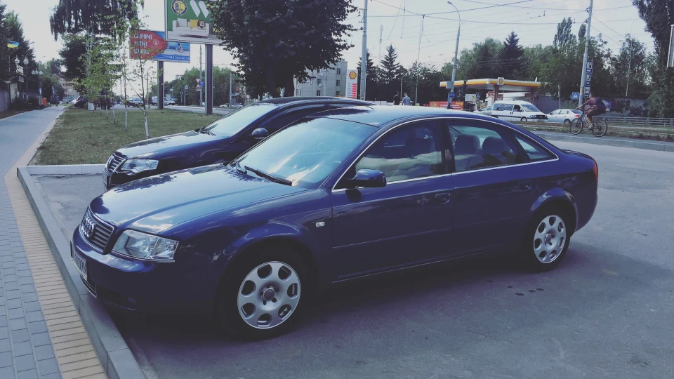 Audi A6 2.5 tdi 5