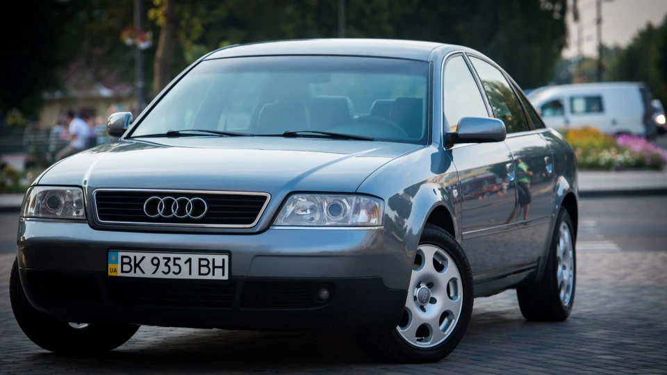 Audi A6 2.5 TDI 5