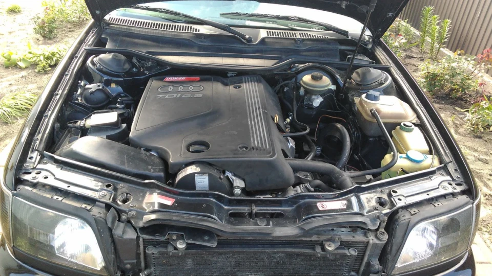 Audi A6 2.5 Tdi 4