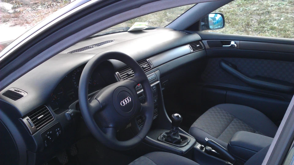 Audi A6 2.5 V6 AFB 4