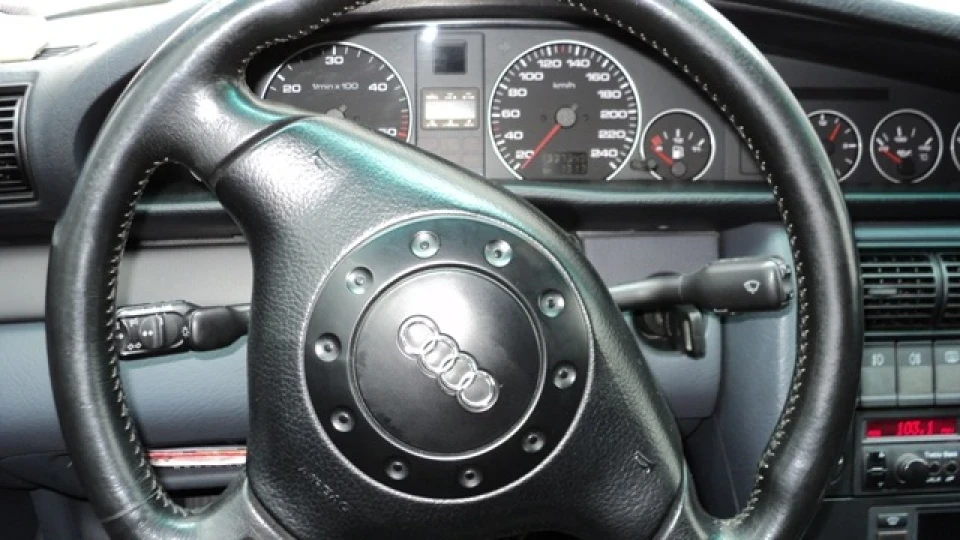 Audi A6 2,5TDI Q 2