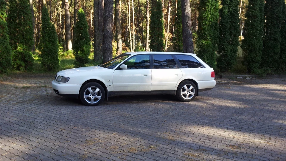 Audi A6 2.5TURB㋡ 2