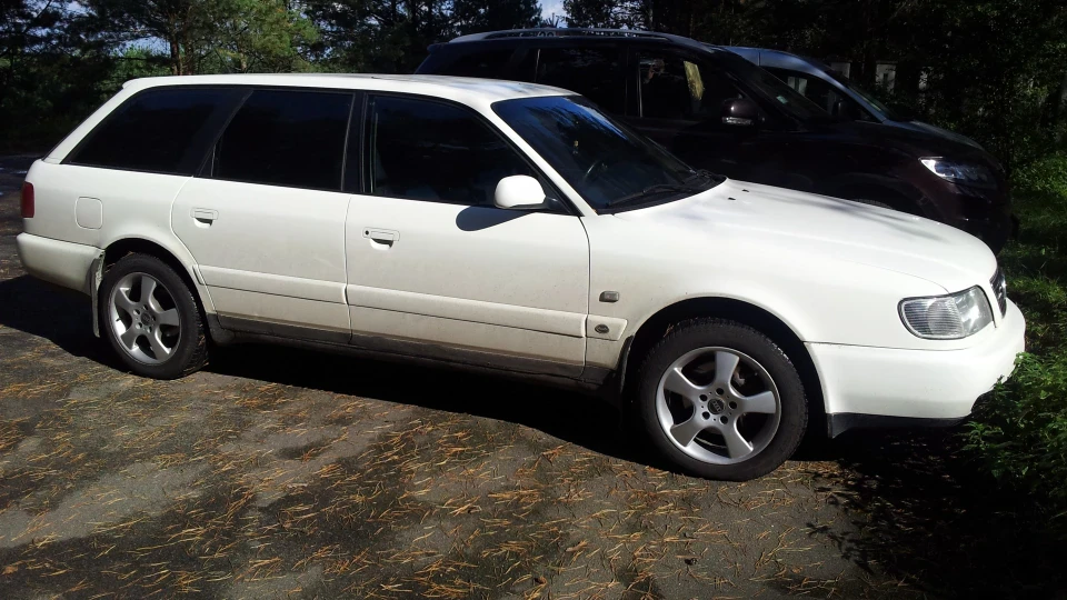 Audi A6 2.5TURB㋡ 4