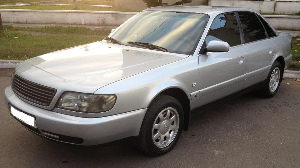 Audi A6 2,6 6 МКПП