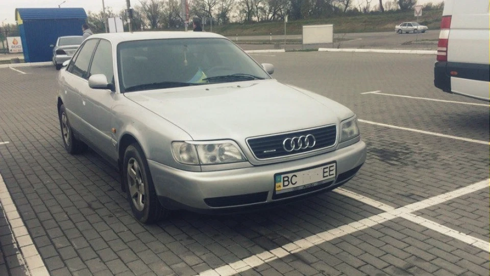 Audi A6 2.6 quattro 2