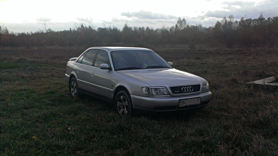 Audi A6 2.6 quattro 5
