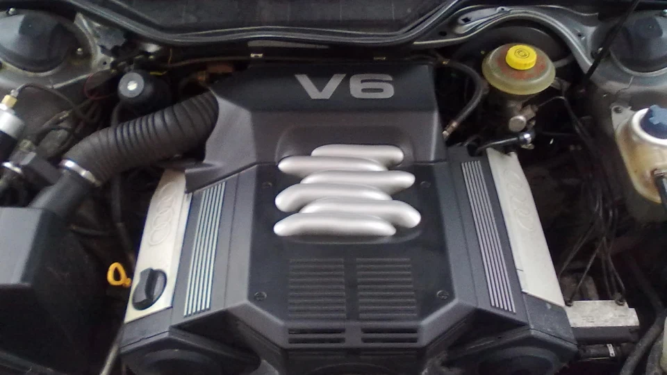 Audi A6 2.6 4