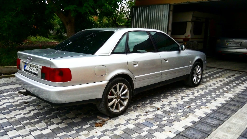Audi A6 2.6 2