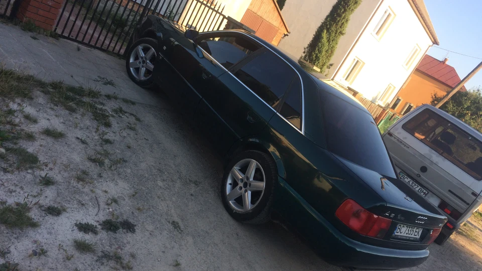 Audi A6 2.6 3