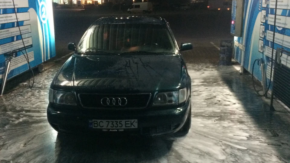 Audi A6 2.6 5