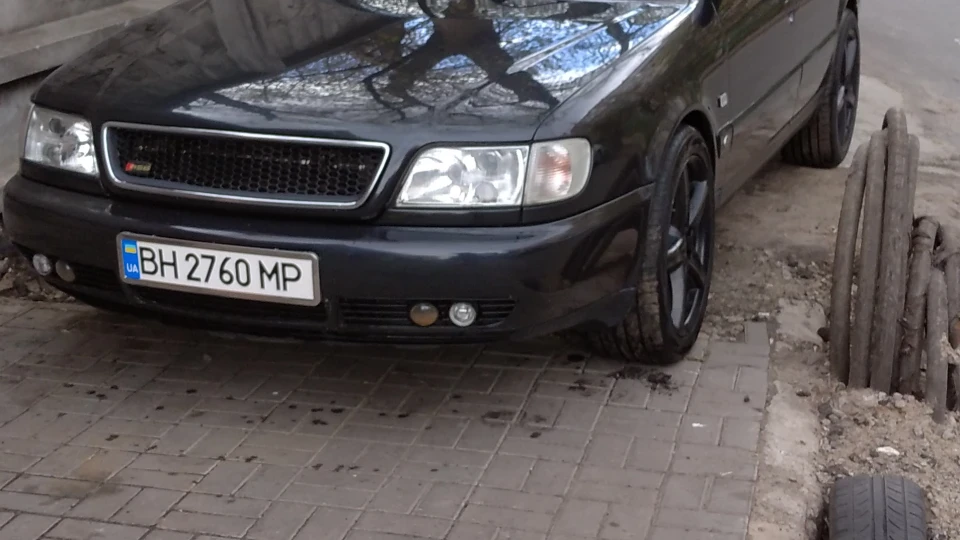 Audi A6 2.6 3