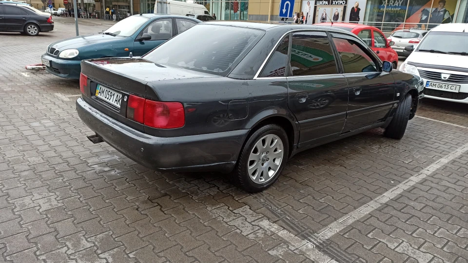 Audi A6 2.6ABC 3