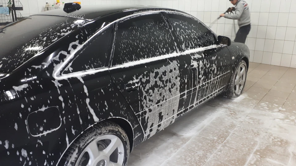 Audi A6 2.7biturbo quattro 5