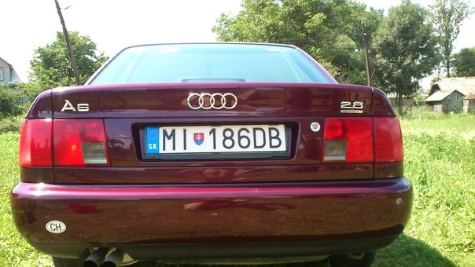 Audi A6 2.8 30v