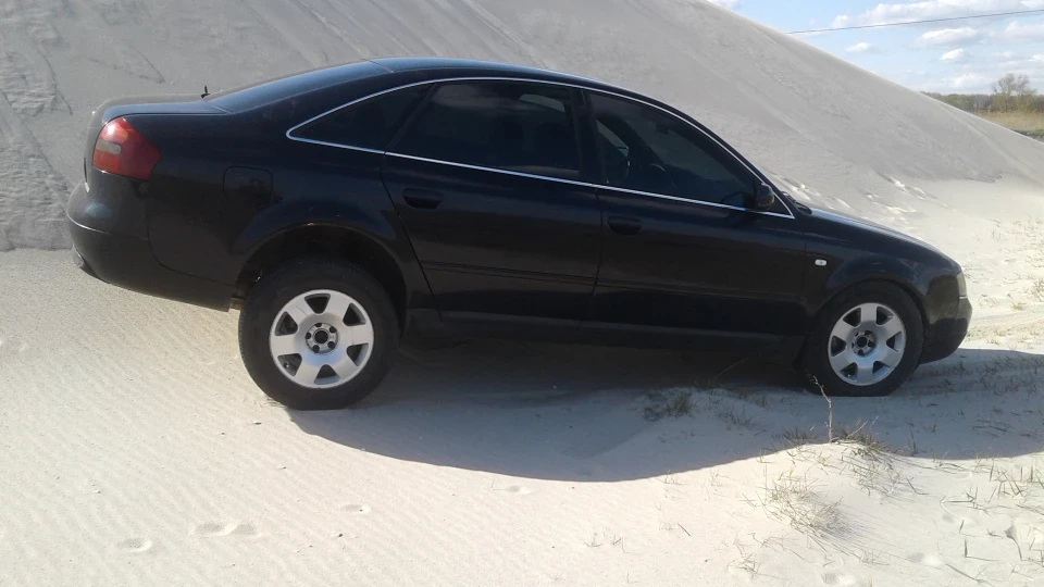 Audi A6 2.8 кватро 6ст хутро 2