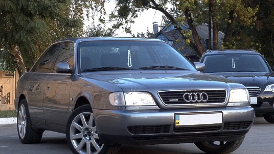 Audi A6 2.8 Quattro 4