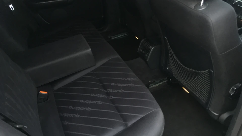Audi A6 2.8 quattro 3