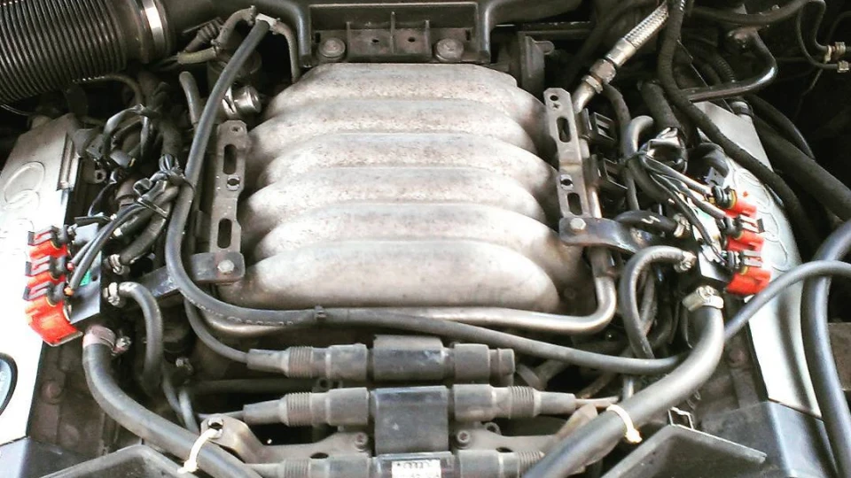 Audi A6 2.8, v6, 128kW, quattro. 2