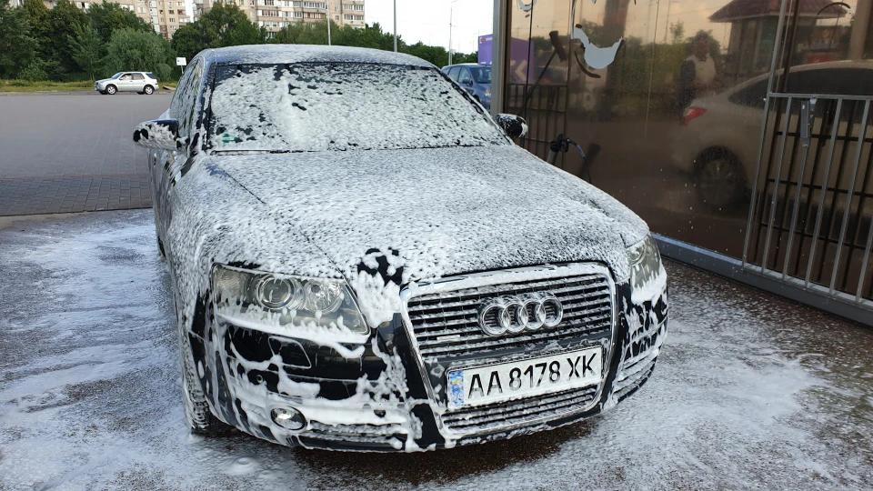 Audi A6 3 літри Дурі)