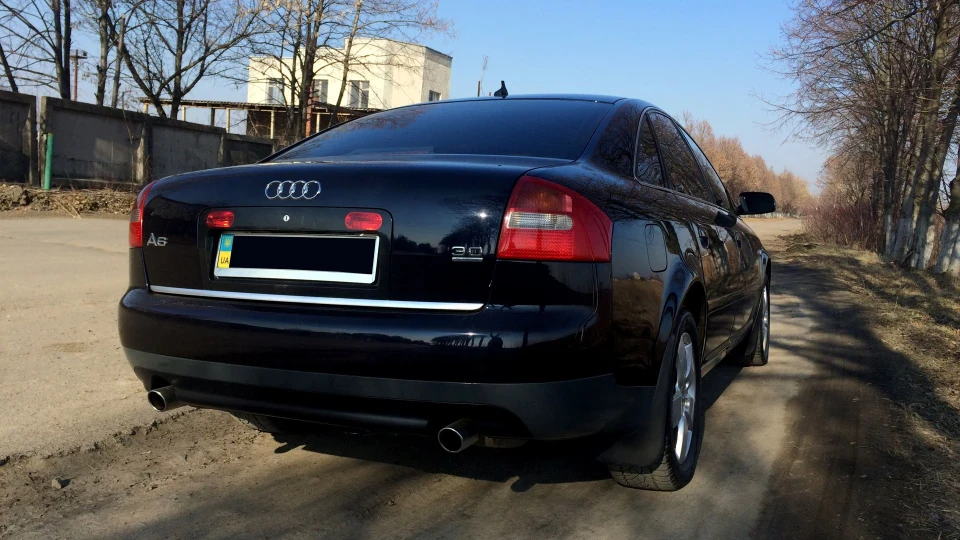 Audi A6 3.0 QUATTRO 2