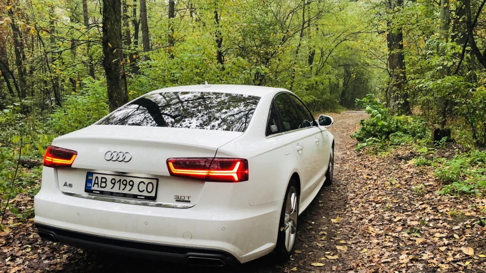 Audi A6 3.0 T tfsi