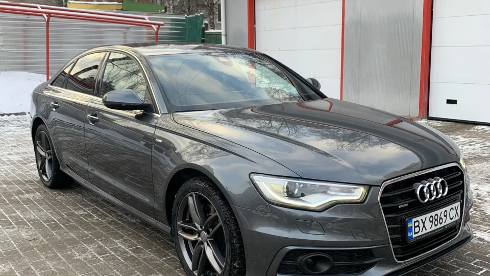 Audi A6 3.0 TDI S-LINE 2